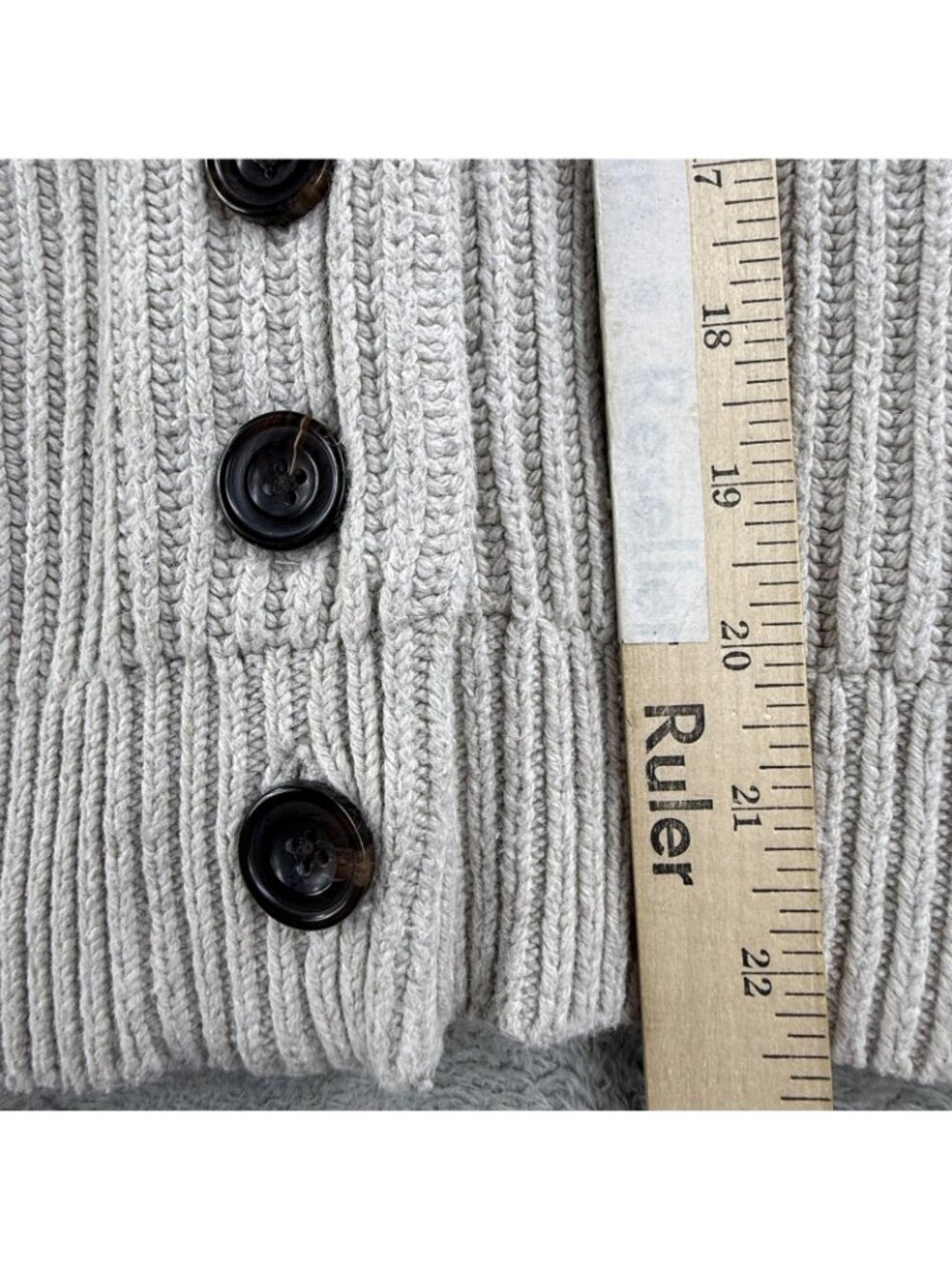 Abercrombie & Fitch Cardigan Sweater Womens XS Beige V Neck Button Chunky Knit - Picture 12 of 14